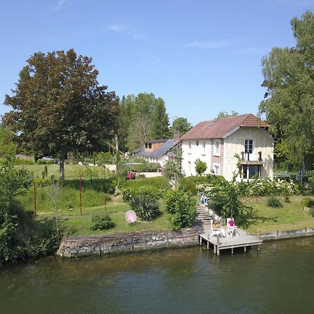 Villa Clairseine Tournedos-sur-Seine Exterior foto